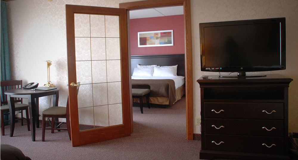 The Plaza Hotel & Suites Winona Kültér fotó